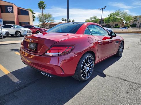 Used 2020 Mercedes-Benz SLC 300 w/ Premium Package image 4
