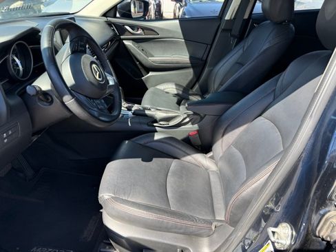 Used 2016 MAZDA MAZDA3 i Grand Touring FWD image 12