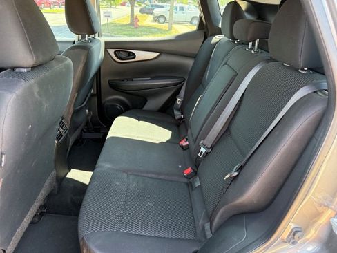 Used 2018 Nissan Rogue Sport S w/ S Appearance Package FWD image 15