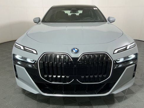 New 2026 BMW i7 eDrive50 w/ M Sport Package RWD image 3