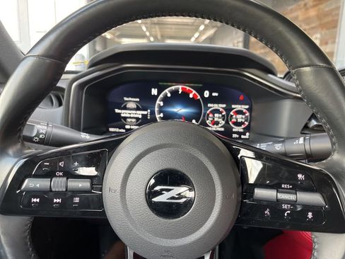 Used 2024 Nissan Z Performance w/ Floor Mat Package RWD image 30