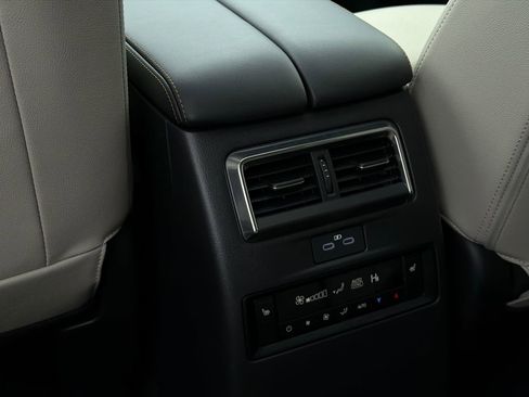 New 2026 MAZDA CX-90 3.3 Turbo w/ Preferred Package image 19