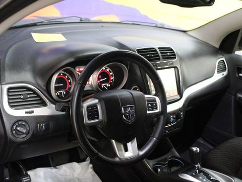 Used 2016 Dodge Journey SXT w/ Blacktop Package FWD image 14