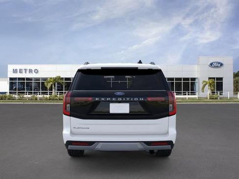 New 2026 Ford Expedition Platinum w/ Driver's Package AWD/4WD image 5