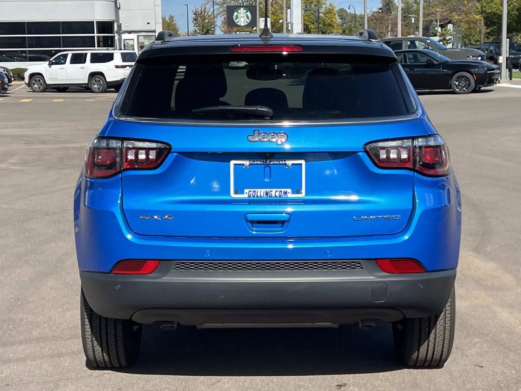 Used 2026 Jeep Compass Limited AWD/4WD image 5