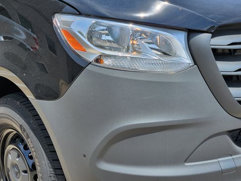 New 2024 Mercedes-Benz Sprinter 144 Cargo image 7