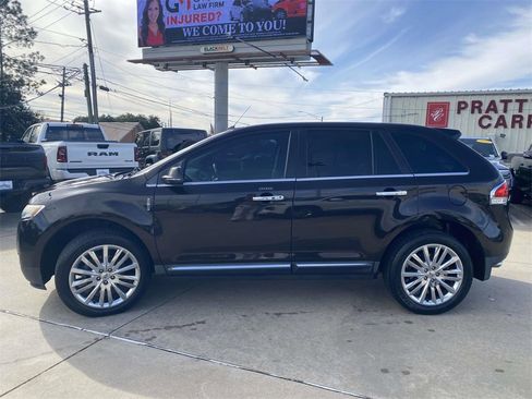 Used 2014 Lincoln MKX FWD w/ Equipment Group 102A image 39
