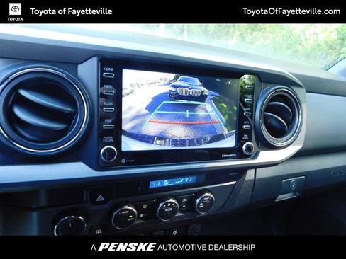 Used 2023 Toyota Tacoma TRD Off-Road AWD/4WD image 10