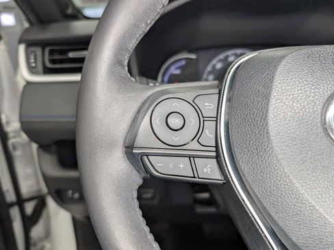Used 2020 Toyota RAV4 XSE image 37