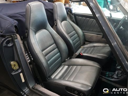 Used 1989 Porsche 911 Carrera RWD image 19