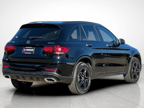 Certified 2022 Mercedes-Benz GLC 300 4MATIC image 2