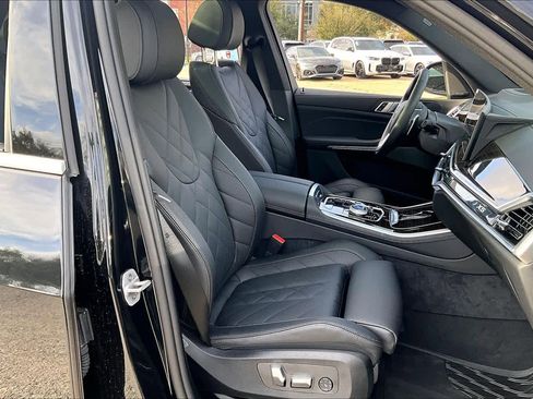 Used 2026 BMW X5 sDrive40i w/ Executive Package image 8