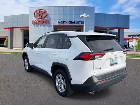Used 2020 Toyota RAV4 XLE image 8