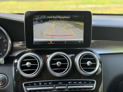 Used 2016 Mercedes-Benz GLC 300 4MATIC image 16