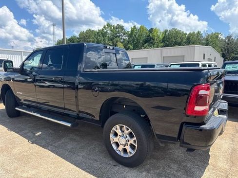 Used 2024 RAM 2500 Laramie w/ Protection Group AWD/4WD image 6
