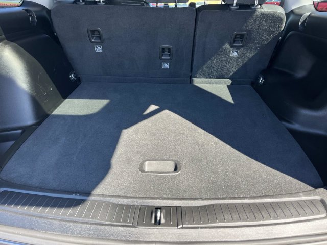 Used 2023 Jeep Grand Cherokee Limited RWD image 13