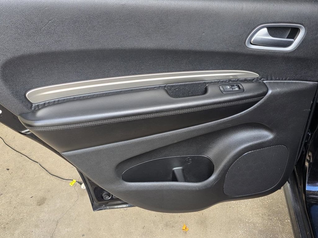 Used 2019 Dodge Durango SXT RWD image 26