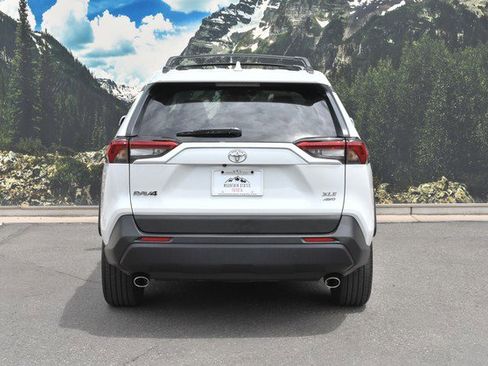Certified 2023 Toyota RAV4 XLE Premium AWD/4WD image 10