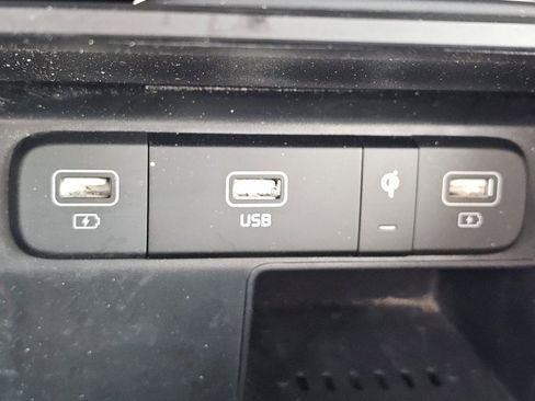 Used 2023 Kia Sorento X-Line EX image 16