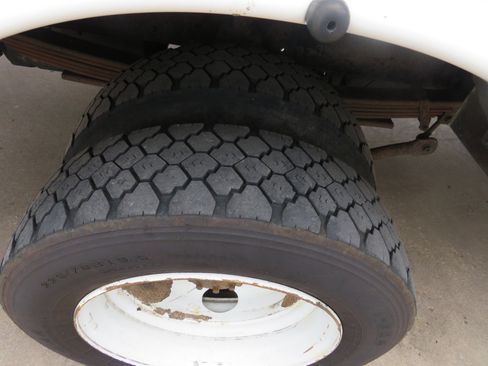 Used 2005 Chevrolet Kodiak C4500 image 27