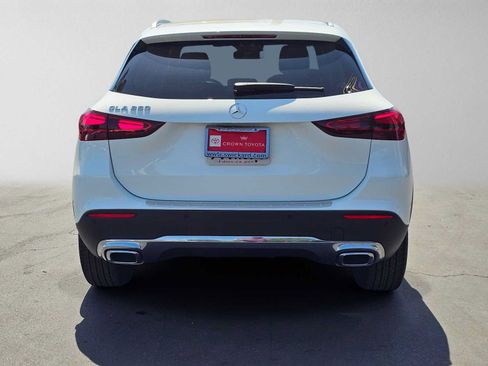 Used 2025 Mercedes-Benz GLA 250 image 4