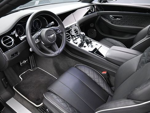 Certified 2023 Bentley Continental GT Azure image 4