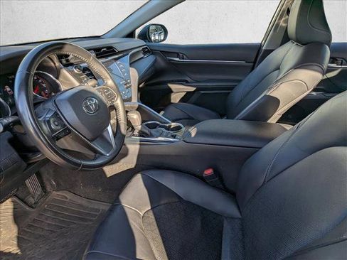 Used 2019 Toyota Camry XSE image 16