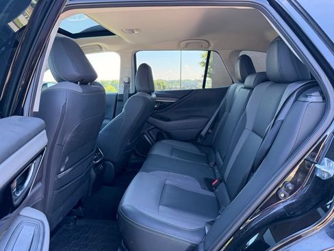 Used 2024 Subaru Outback Onyx Edition AWD/4WD image 5