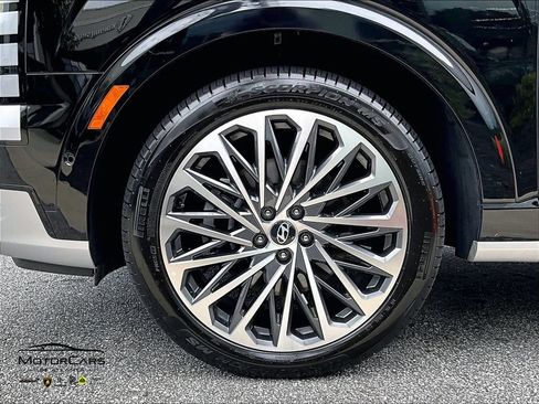 Used 2026 Hyundai Palisade Calligraphy AWD/4WD image 9