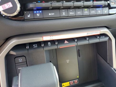 New 2026 Toyota Tundra Limited image 19