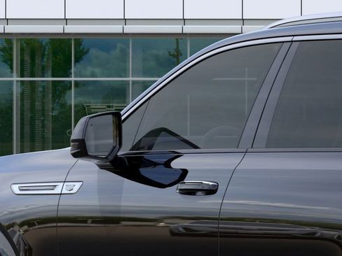 Used 2026 Cadillac Escalade IQL Luxury image 12