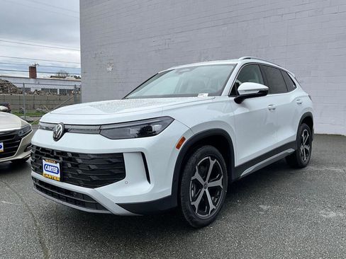 New 2026 Volkswagen Tiguan SE image 4