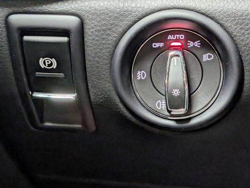 Used 2018 Porsche Cayenne S AWD/4WD image 30