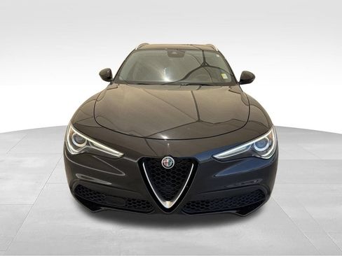 Used 2021 Alfa Romeo Stelvio Sprint RWD image 4
