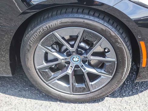 Used 2023 BMW i4 eDrive35 w/ Premium Package image 11