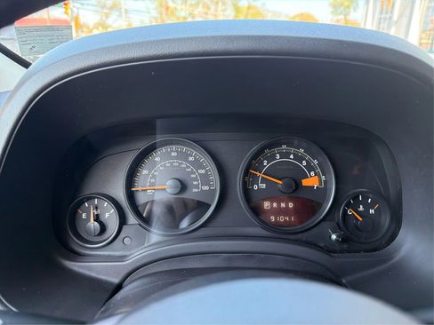 Used 2015 Jeep Patriot High Altitude FWD image 19