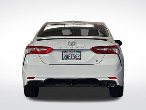 Used 2019 Toyota Camry SE w/ Audio Package FWD image 6