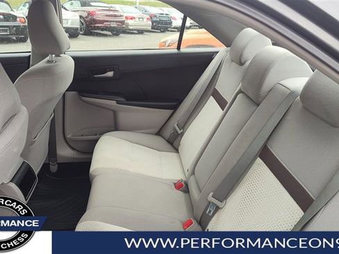 Used 2012 Toyota Camry LE image 14