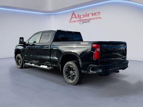 Used 2020 Chevrolet Silverado 1500 LT Trail Boss w/ Midnight Edition image 3
