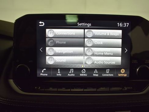 Certified 2023 Nissan Rogue SL w/ SL Premium Package image 22