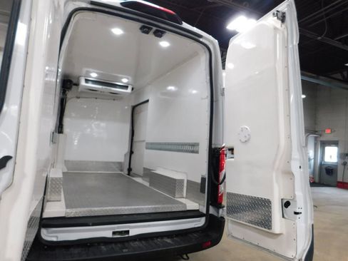 Used 2023 Ford Transit 250 High Roof AWD w/ Exterior Upgrade Package image 85