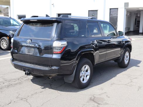 Used 2022 Toyota 4Runner SR5 image 10