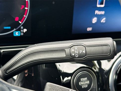 Certified 2025 Mercedes-Benz GLA 250 image 26