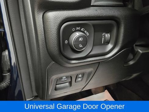 Used 2022 RAM 1500 Big Horn AWD/4WD image 17