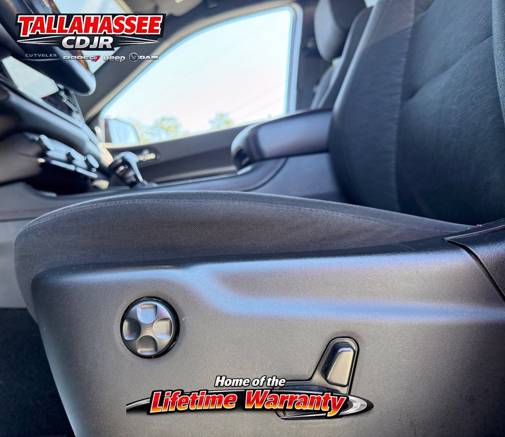Used 2024 Dodge Durango R/T RWD image 23