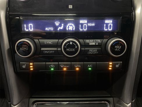 Used 2022 Subaru Ascent Limited w/ Technology Package image 21