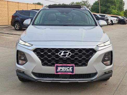 Used 2019 Hyundai Santa Fe FWD image 2