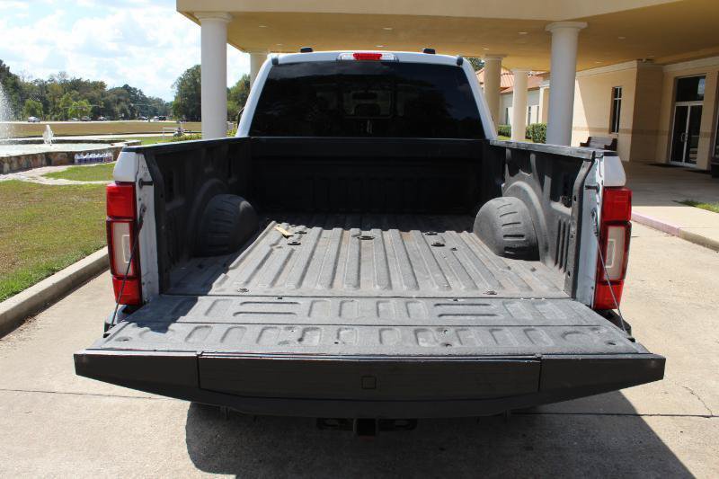 Used 2021 Ford F250 Lariat w/ Lariat Ultimate Package AWD/4WD image 20