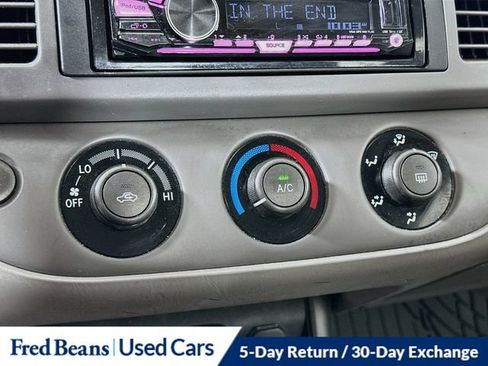 Used 2002 Toyota Camry SE FWD image 17