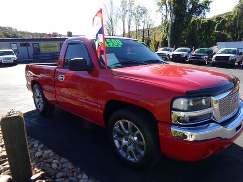 Used 2005 GMC Sierra 1500 SLE w/ Light Duty Power Package image 3